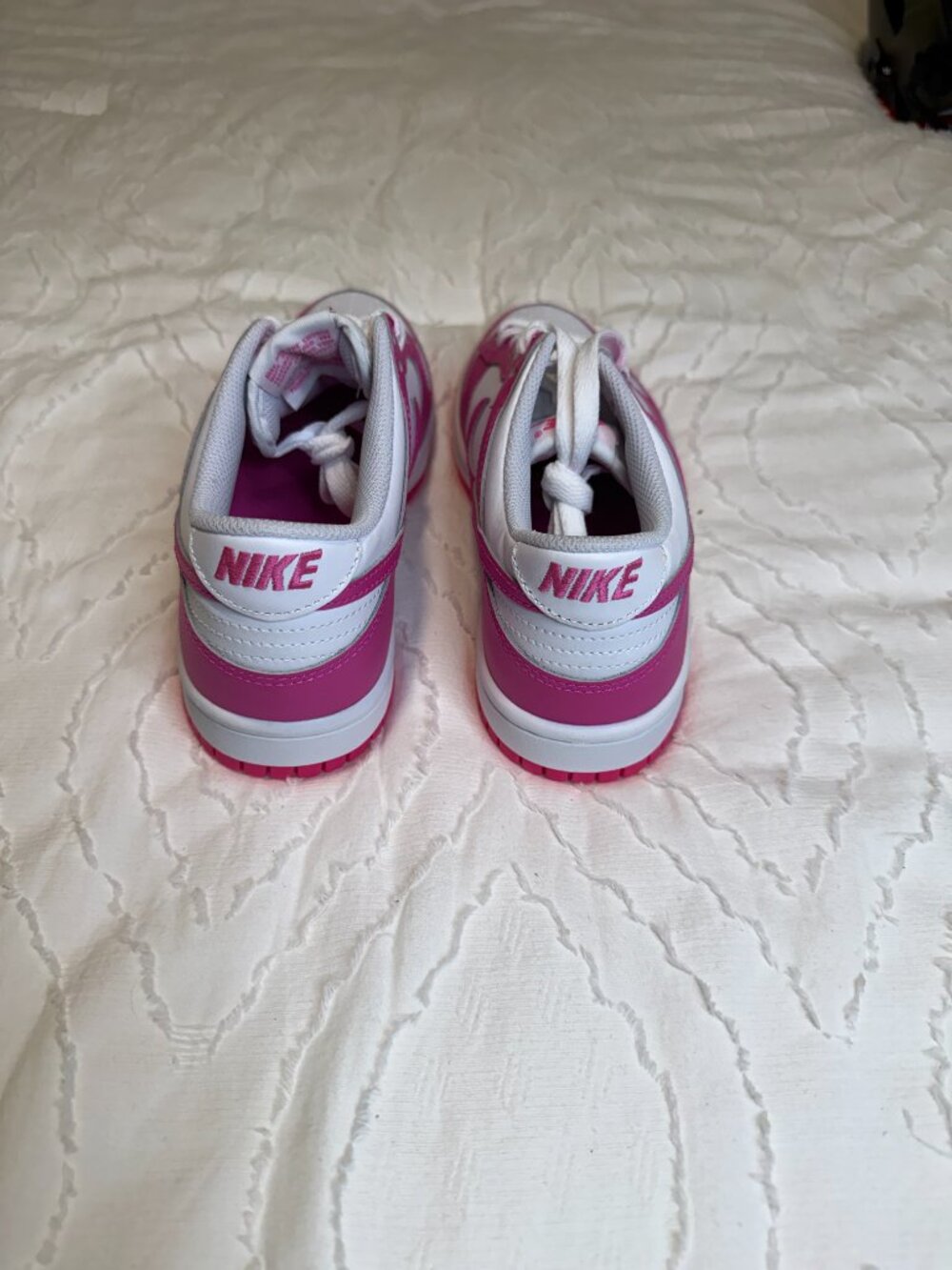 Brand New Nike Pink Panda Low Dunks - Youth 6.5 Very Popular shoe! - Picture 4 of 5